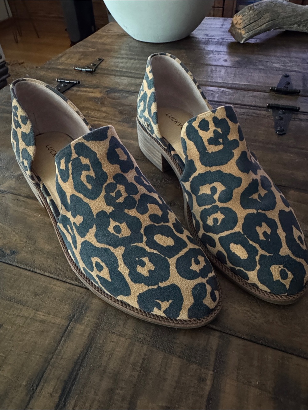 Lucky Brand Gennifa d’Orsay Leopard Print Slip-On Flats in Tan and Black